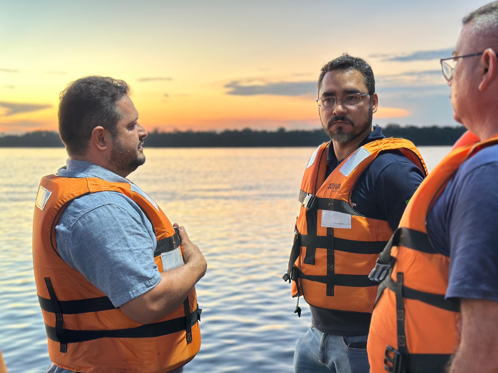 BORBA VAI FORMA NOVOS PROFISSIONAL MARÍTIMO